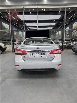 نیسان سێنترا